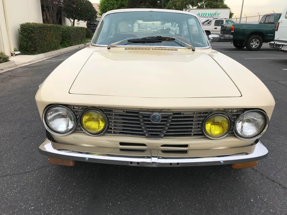 1974 Alfa Romeo 2000 GT Veloce - Image 7 of 31