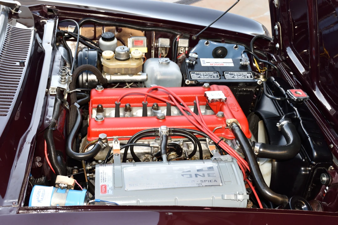 1974 Alfa Romeo 2000 GT Veloce - Image 22 of 31