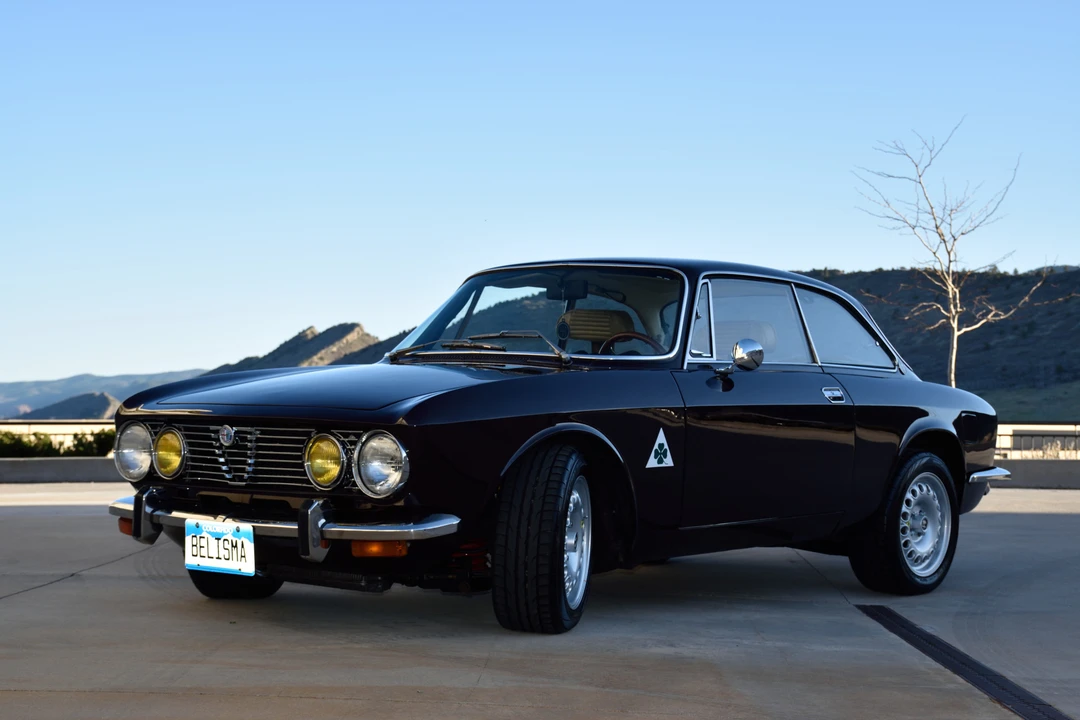 1974 Alfa Romeo 2000 GT Veloce - Image 2 of 31