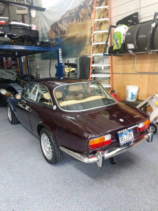 1974 Alfa Romeo 2000 GT Veloce - Image 12 of 31
