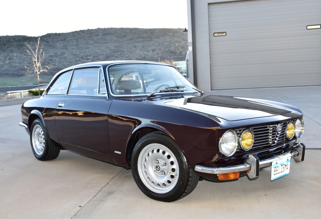 1974 Alfa Romeo 2000 GT Veloce - Image 9 of 31