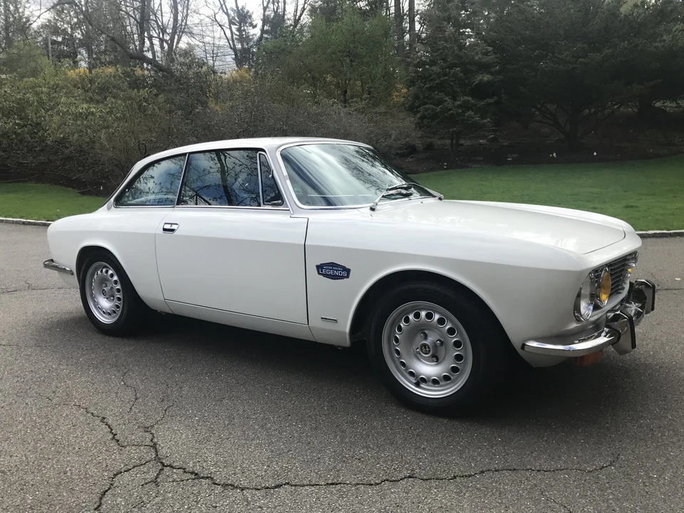 1974 Alfa Romeo 2000 GT Veloce - Image 7 of 31