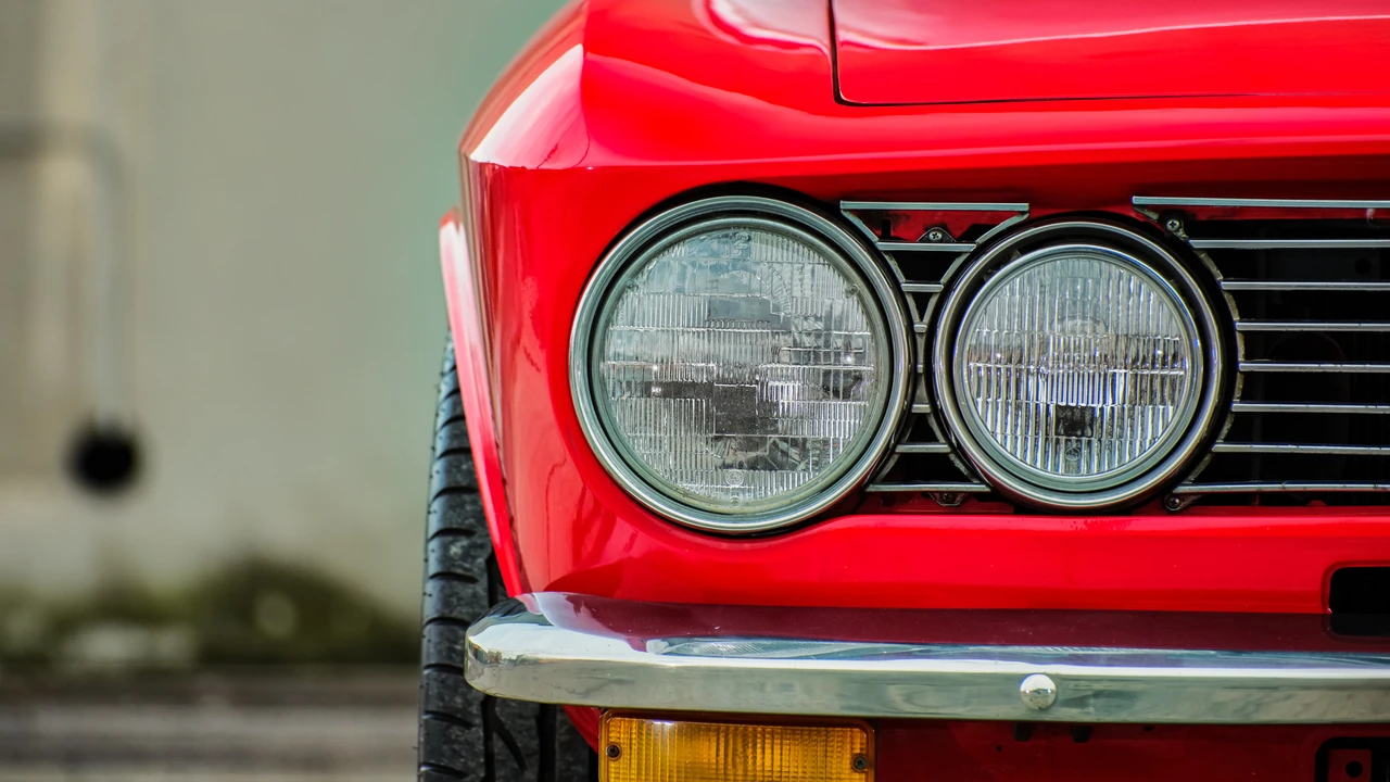 1974 Alfa Romeo 2000 GT Veloce - Image 13 of 31
