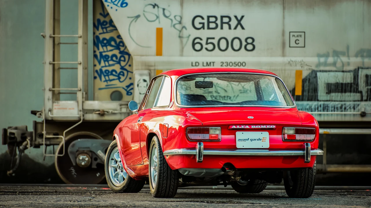 1974 Alfa Romeo 2000 GT Veloce - Image 6 of 31
