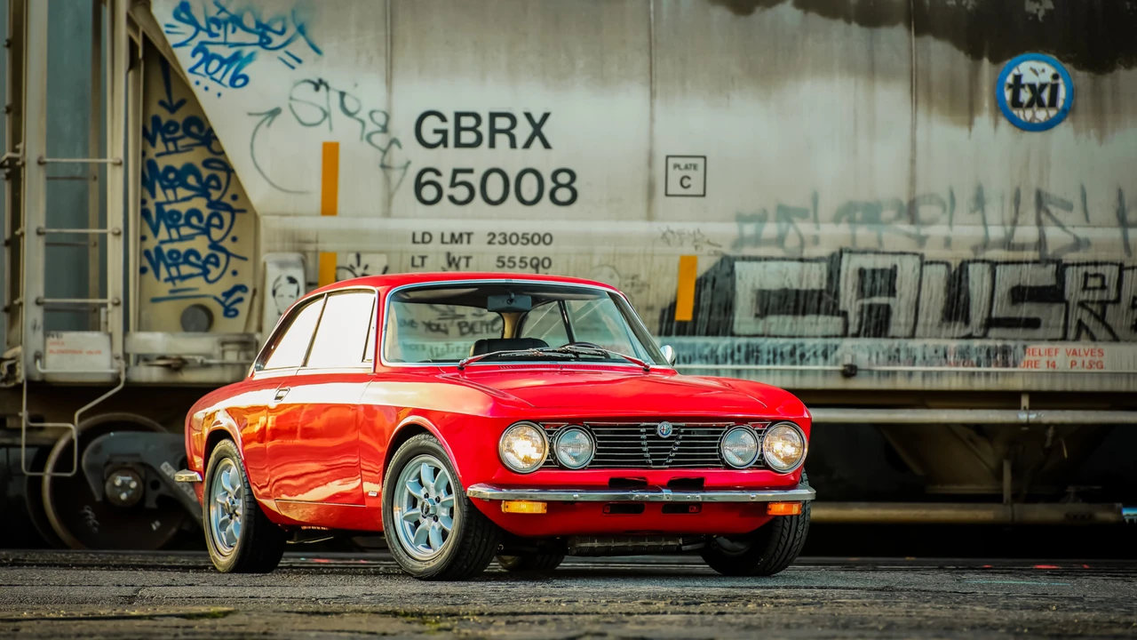 1974 Alfa Romeo 2000 GT Veloce - Image 3 of 31