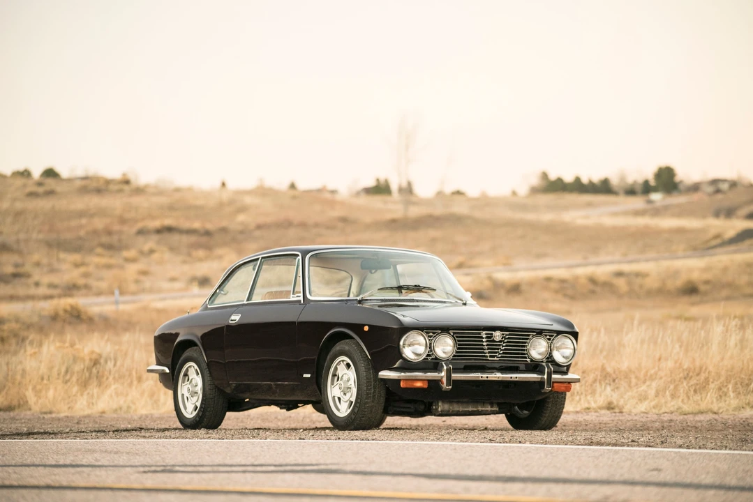 1974 Alfa Romeo 2000 GT Veloce - Image 6 of 31