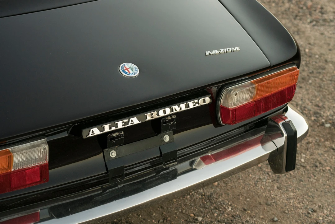 1974 Alfa Romeo 2000 GT Veloce - Image 12 of 31