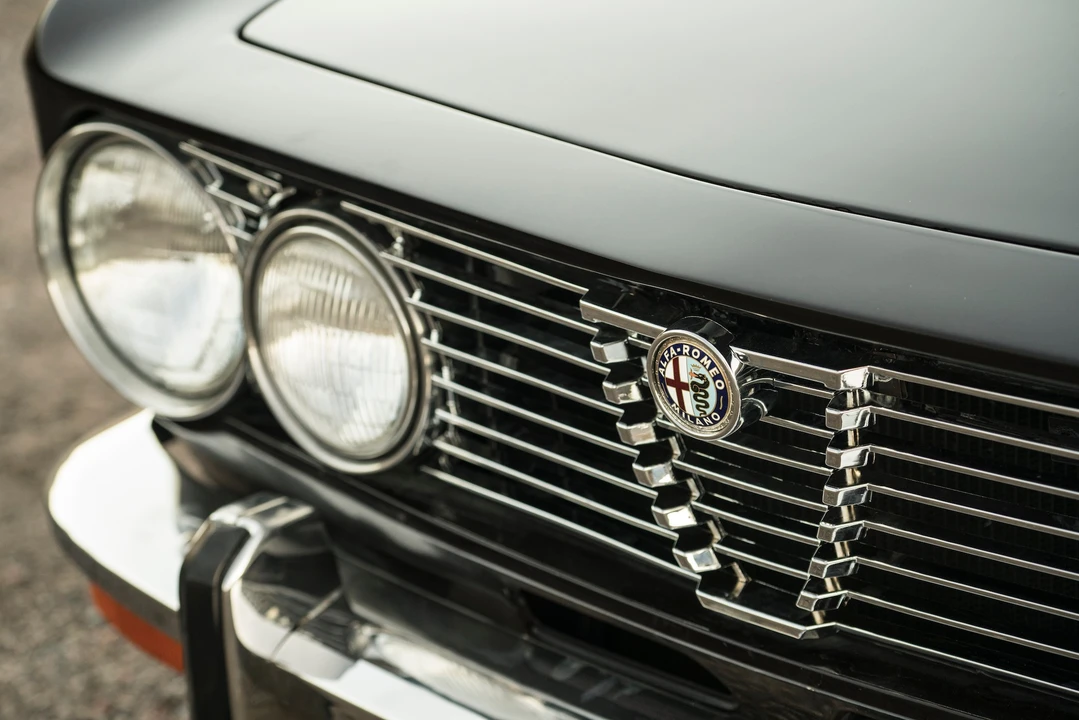1974 Alfa Romeo 2000 GT Veloce - Image 13 of 31