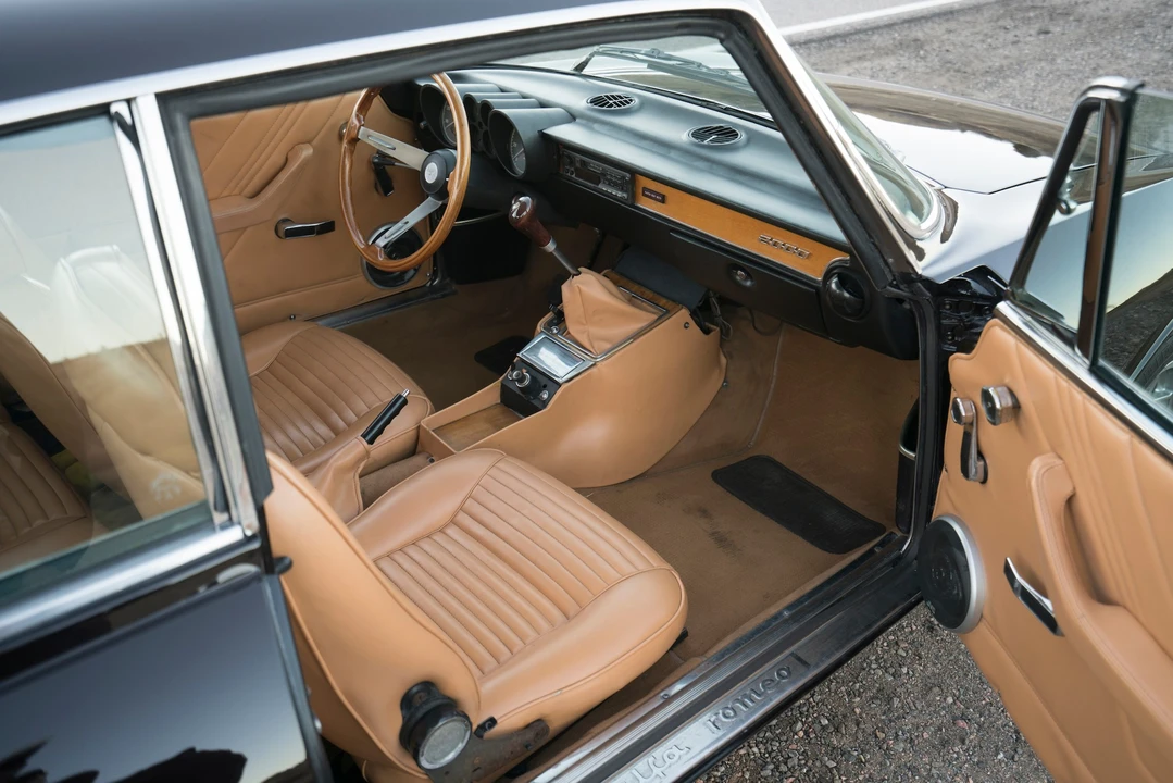 1974 Alfa Romeo 2000 GT Veloce - Image 21 of 31