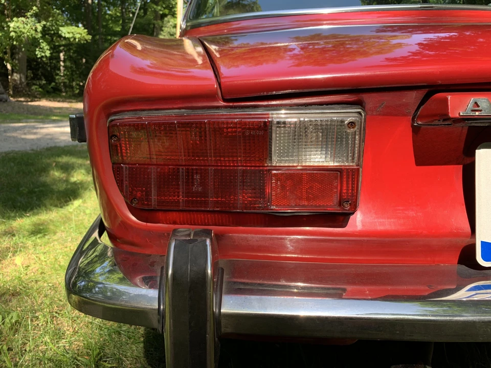 1974 Alfa Romeo 2000 GT Veloce - Image 14 of 31
