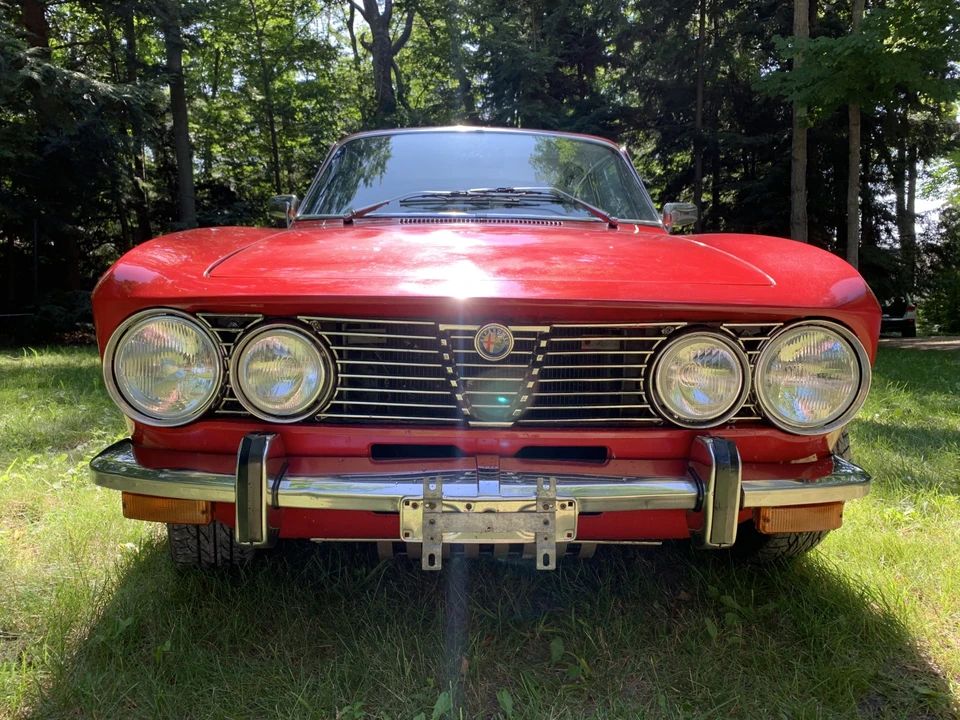 1974 Alfa Romeo 2000 GT Veloce - Image 10 of 31