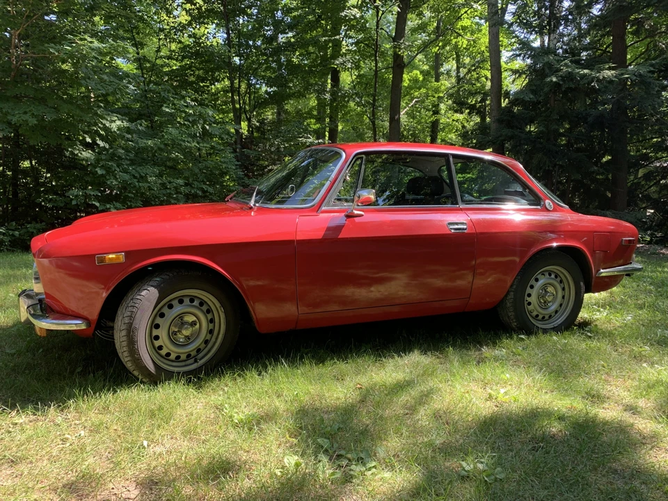 1974 Alfa Romeo 2000 GT Veloce - Image 4 of 31