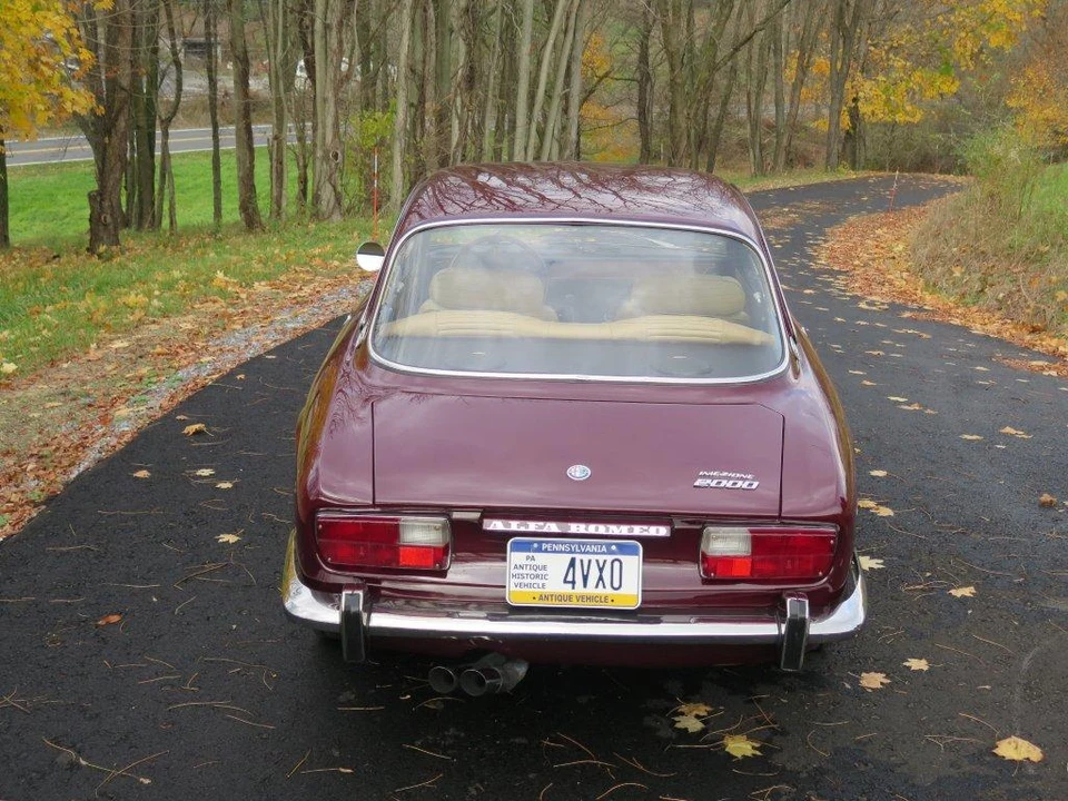 1974 Alfa Romeo 2000 GT Veloce - Image 9 of 31