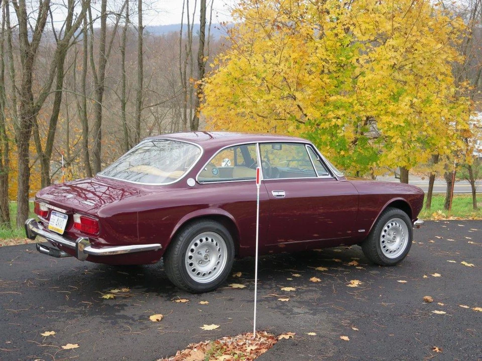 1974 Alfa Romeo 2000 GT Veloce - Image 7 of 31