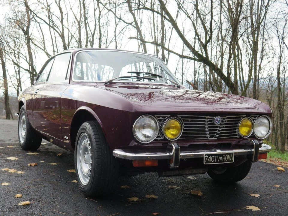 1974 Alfa Romeo 2000 GT Veloce - Image 30 of 31