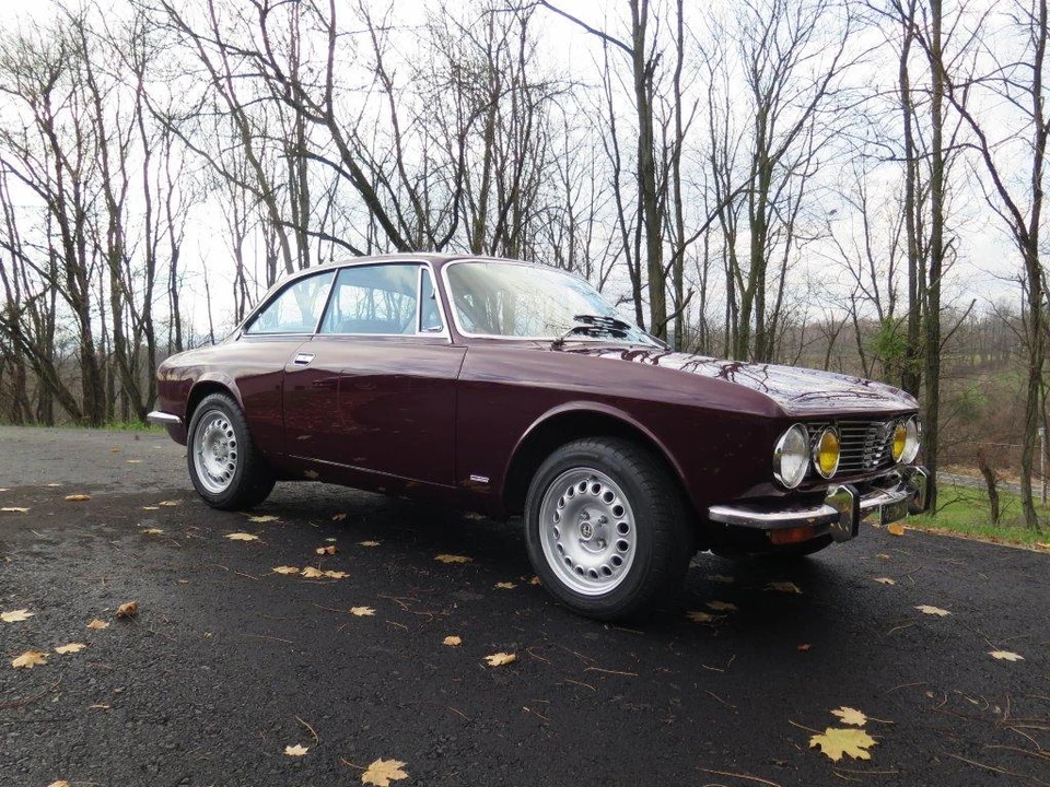 1974 Alfa Romeo 2000 GT Veloce - Image 29 of 31
