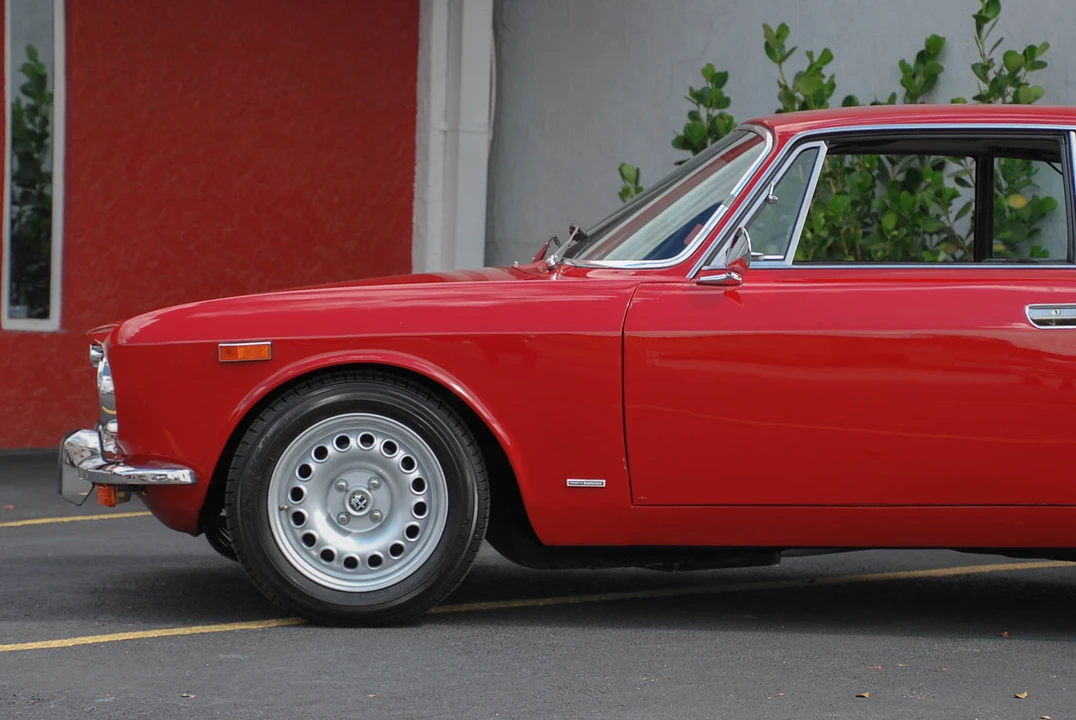 1974 Alfa Romeo 2000 GT Veloce - Image 7 of 31