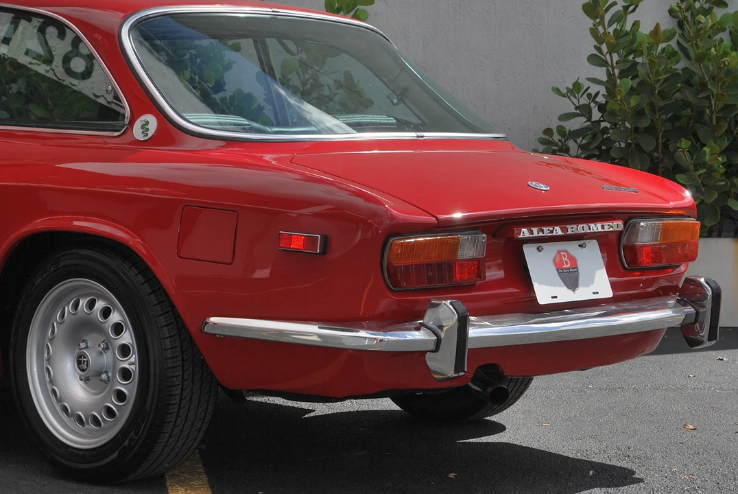 1974 Alfa Romeo 2000 GT Veloce - Image 20 of 31