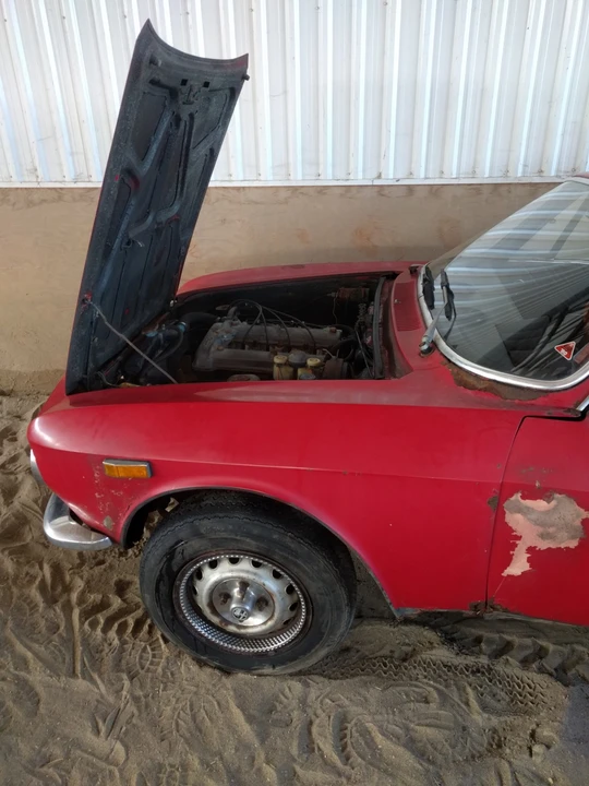 1974 Alfa Romeo 2000 GT Veloce - Image 12 of 31
