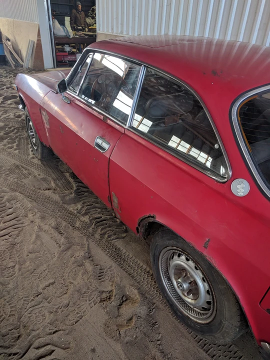 1974 Alfa Romeo 2000 GT Veloce - Image 10 of 31