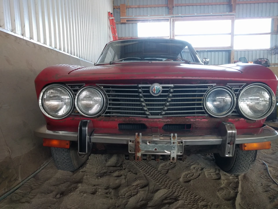 1974 Alfa Romeo 2000 GT Veloce - Image 3 of 31