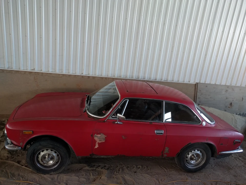 1974 Alfa Romeo 2000 GT Veloce - Image 8 of 31