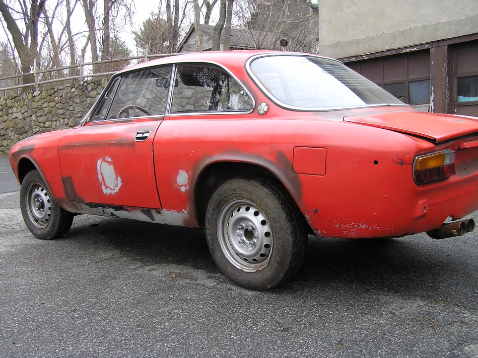 1974 Alfa Romeo 2000 GT Veloce - Image 5 of 31
