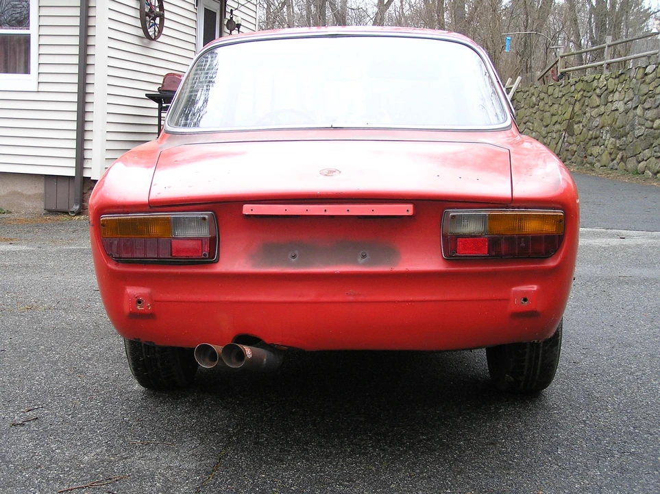 1974 Alfa Romeo 2000 GT Veloce - Image 10 of 31
