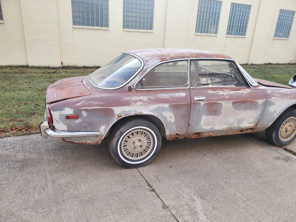 1974 Alfa Romeo 2000 GT Veloce - Image 3 of 31