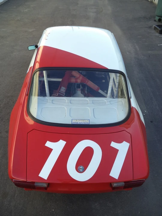 1974 Alfa Romeo 2000 GT Veloce - Image 31 of 31
