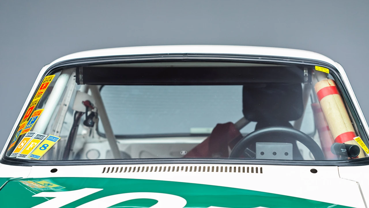1974 Alfa Romeo 2000 GT Veloce - Image 29 of 31