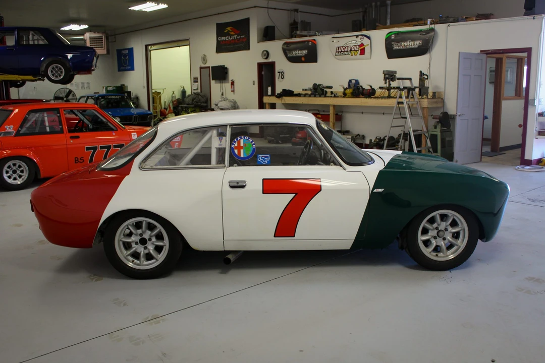 1974 Alfa Romeo 2000 GT Veloce - Image 8 of 31
