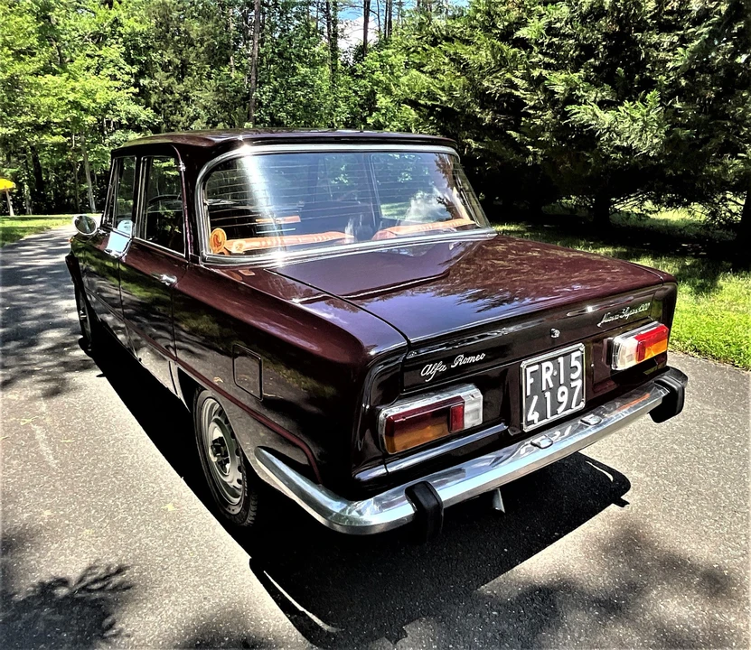 1974 Alfa Romeo 1.3 GT Junior - Image 9 of 31