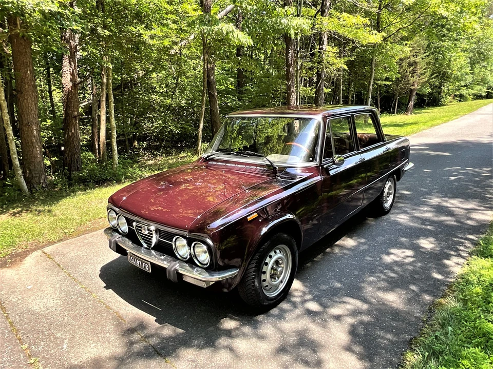 1974 Alfa Romeo 1.3 GT Junior - Image 4 of 31