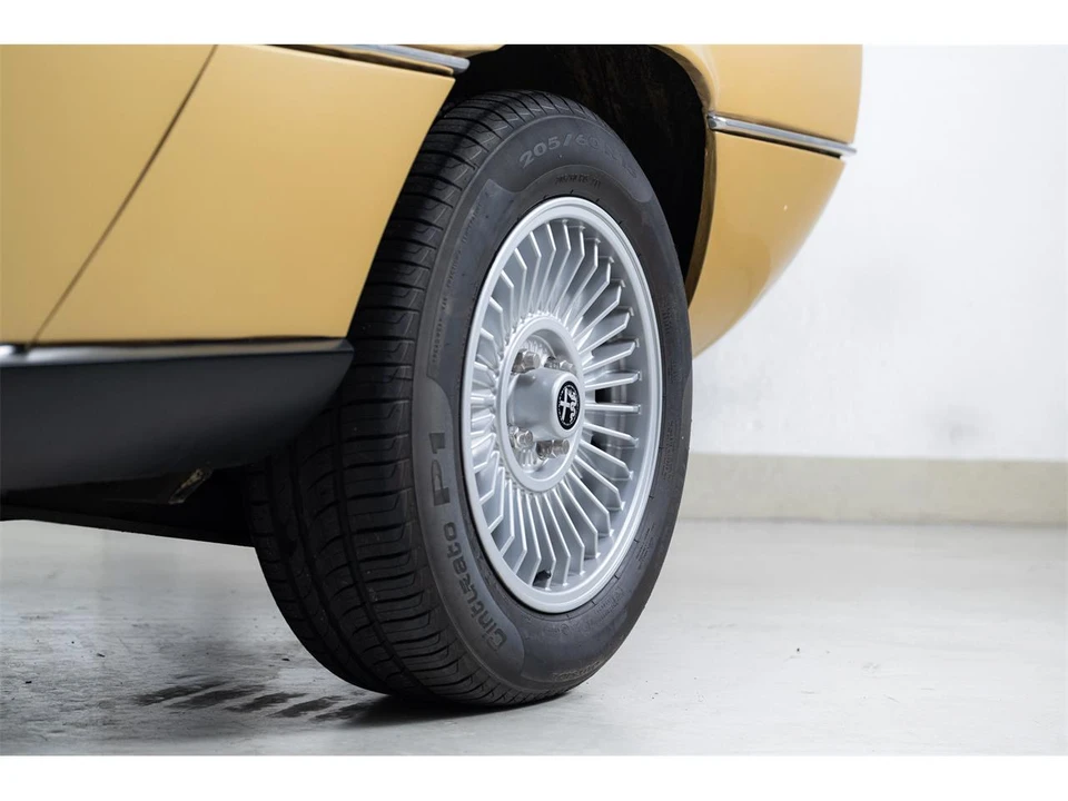 1974 Alfa Romeo Montreal - Image 29 of 31
