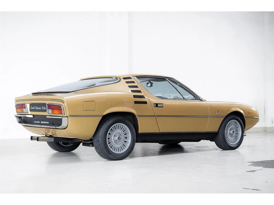 1974 Alfa Romeo Montreal - Image 7 of 31