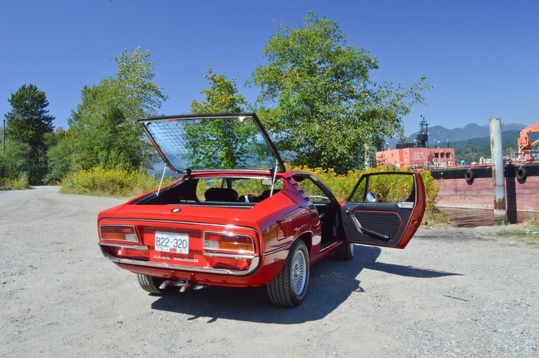 1974 Alfa Romeo Montreal - Image 13 of 31