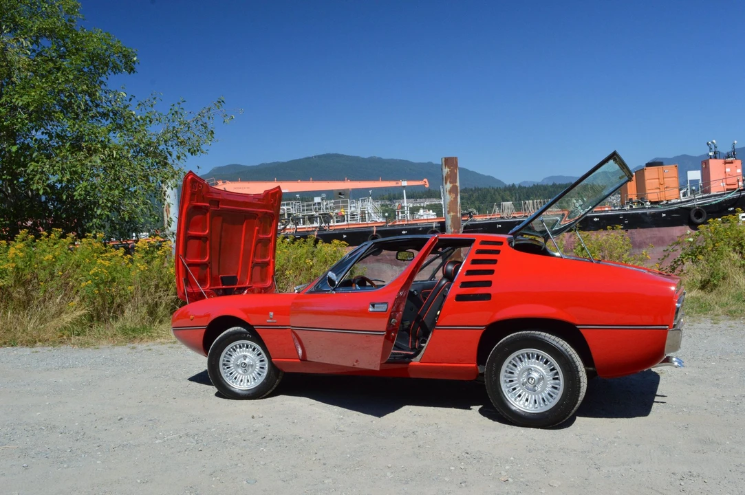 1974 Alfa Romeo Montreal - Image 14 of 31