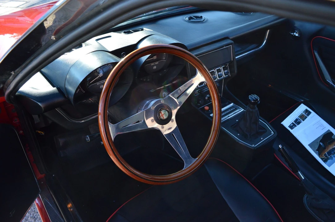 1974 Alfa Romeo Montreal - Image 26 of 31