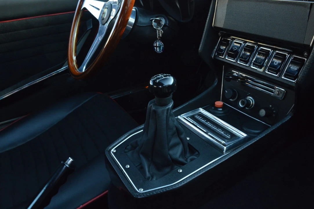 1974 Alfa Romeo Montreal - Image 31 of 31