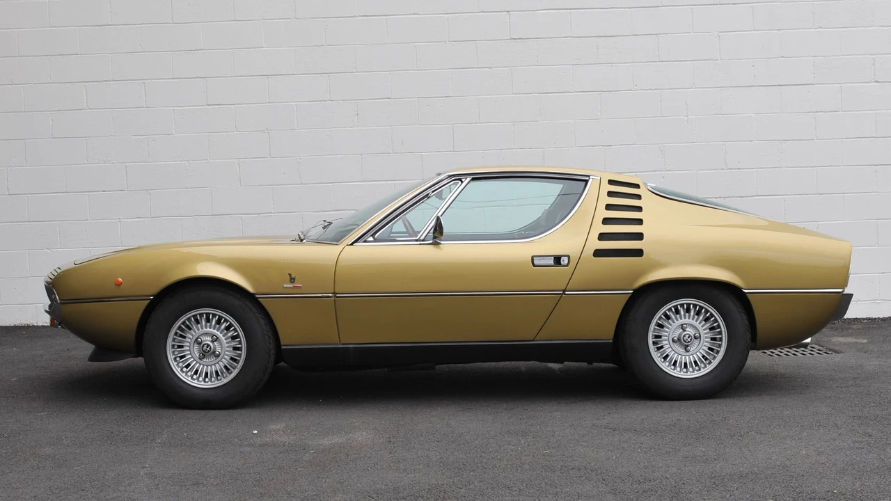 1974 Alfa Romeo Montreal - Image 15 of 31