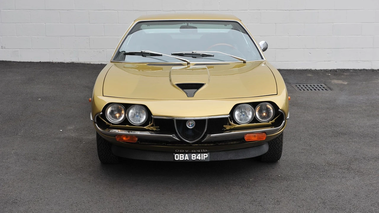 1974 Alfa Romeo Montreal - Image 10 of 31
