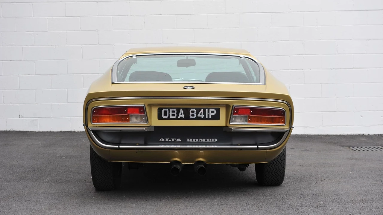 1974 Alfa Romeo Montreal - Image 20 of 31