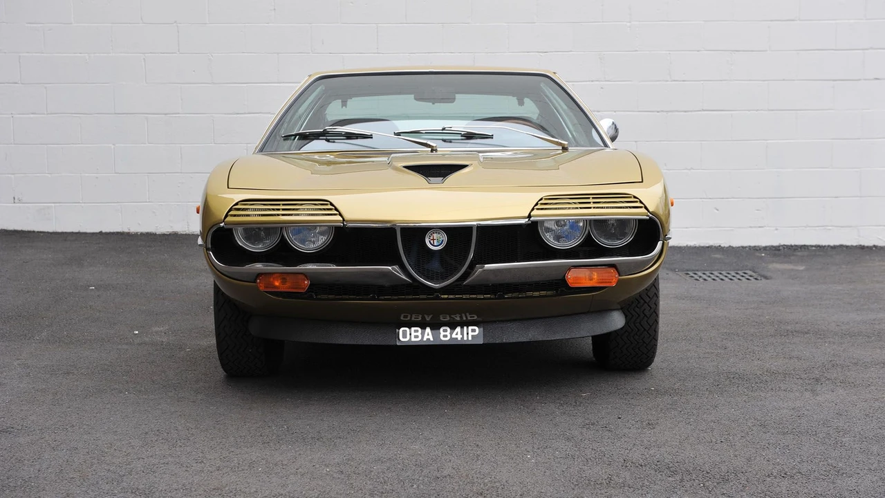 1974 Alfa Romeo Montreal - Image 12 of 31