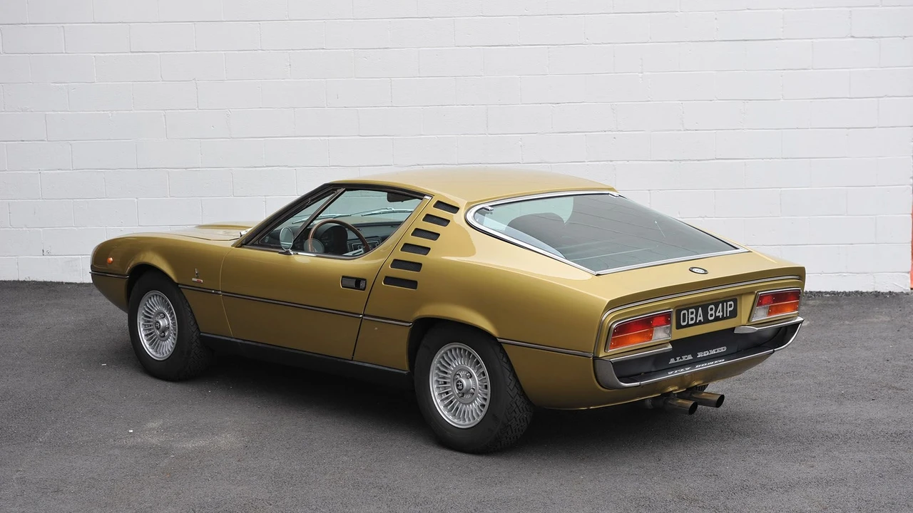1974 Alfa Romeo Montreal - Image 14 of 31