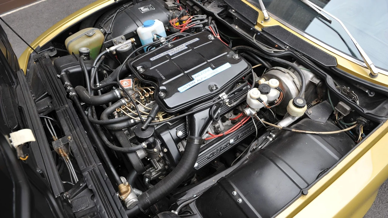 1974 Alfa Romeo Montreal - Image 6 of 31