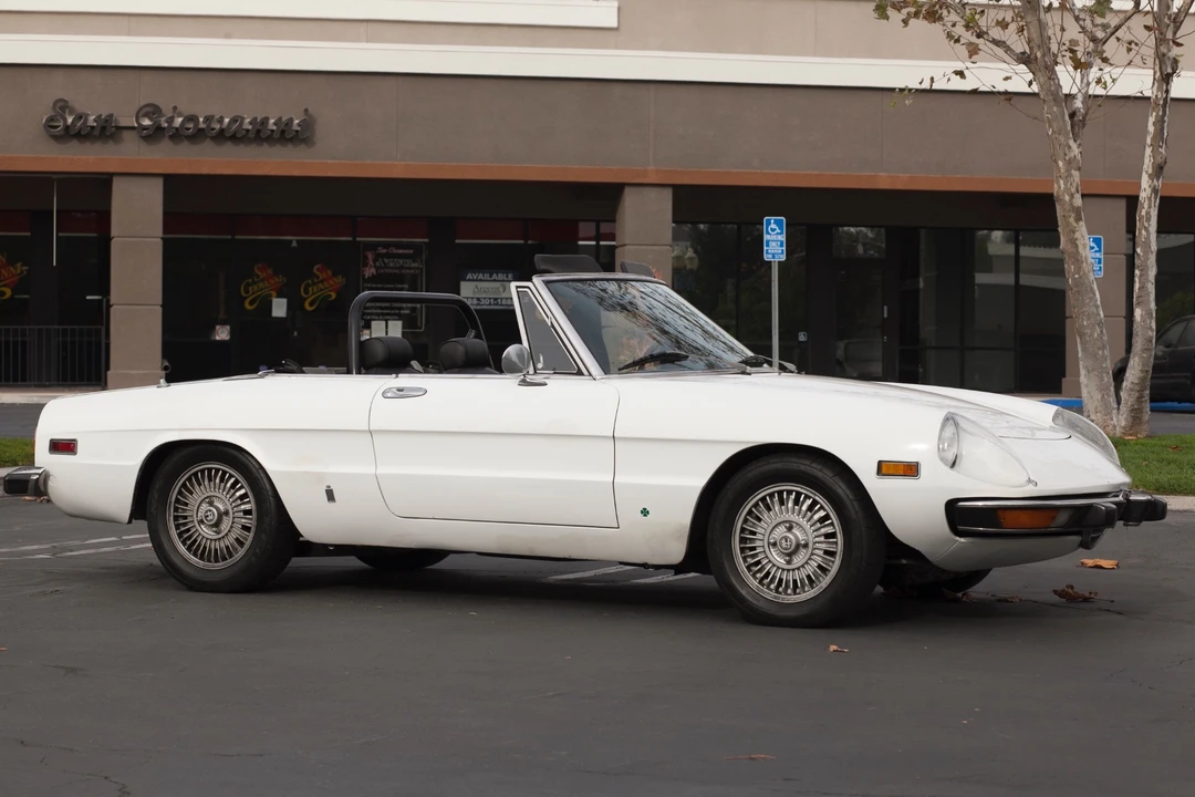 1974 Alfa Romeo Series 2 - Image 6 of 31