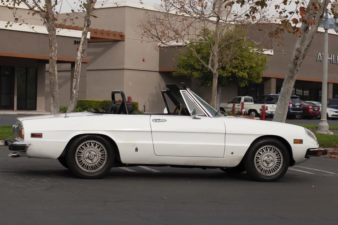 1974 Alfa Romeo Series 2 - Image 8 of 31