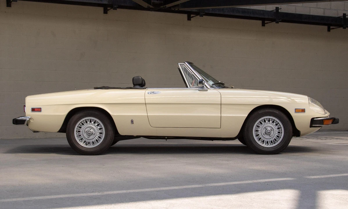 1974 Alfa Romeo Series 2 - Image 13 of 31