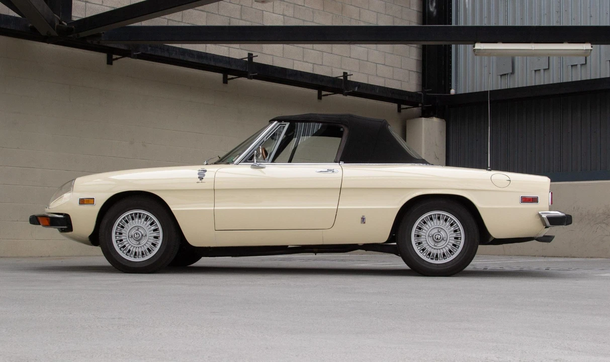 1974 Alfa Romeo Series 2 - Image 25 of 31